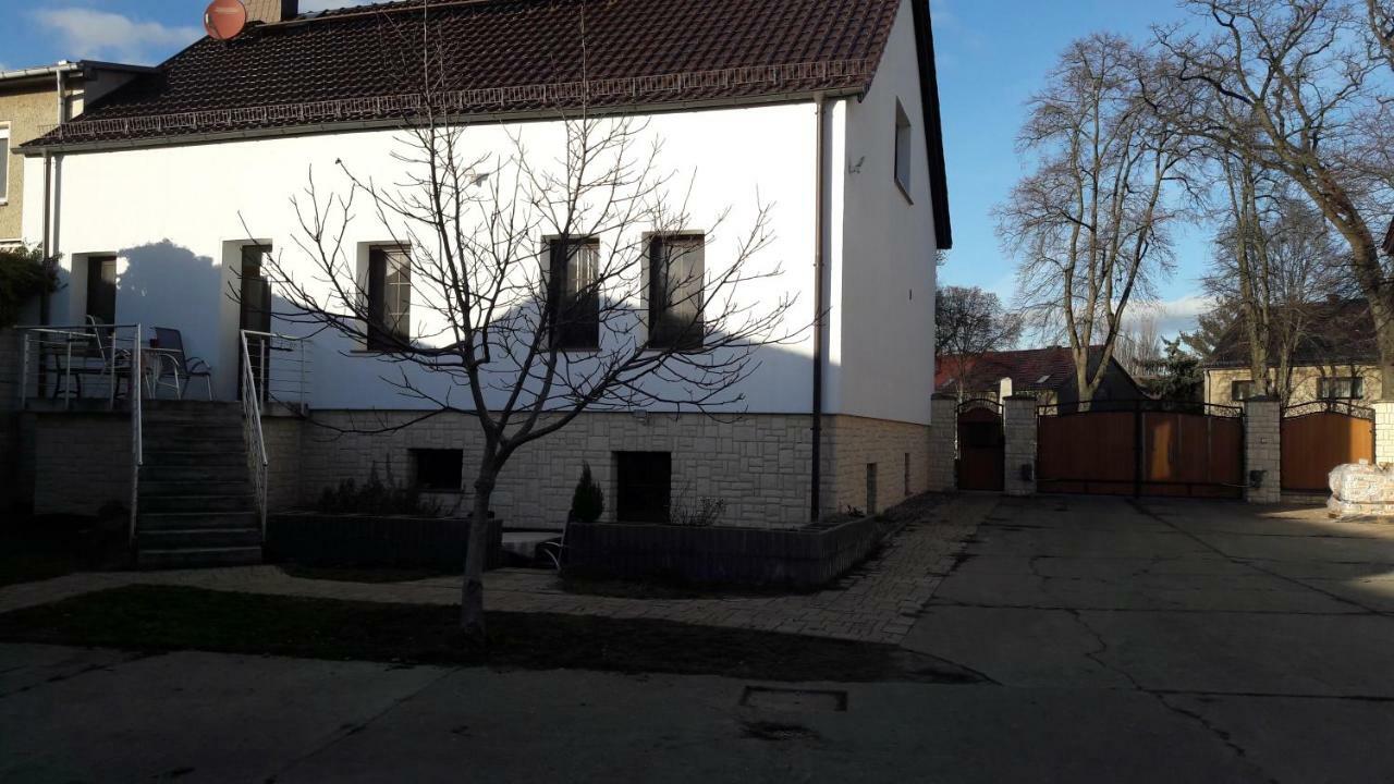 Ferienwohnung Цоссен Екстер'єр фото